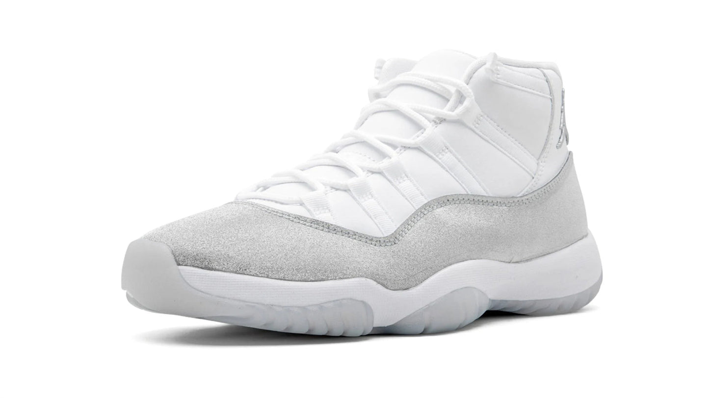 "METALLIC SILVER"