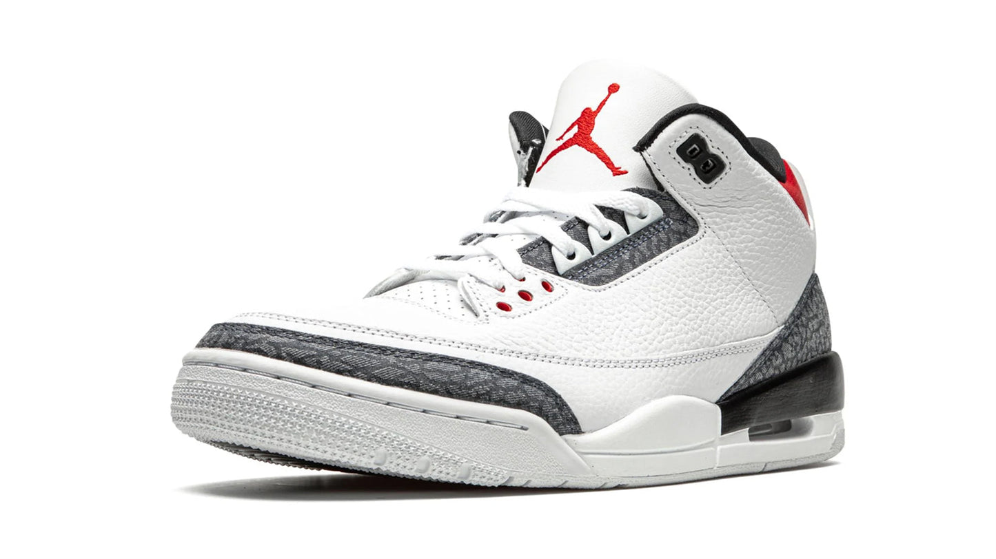 "Japan Exclusive - Fire Red"