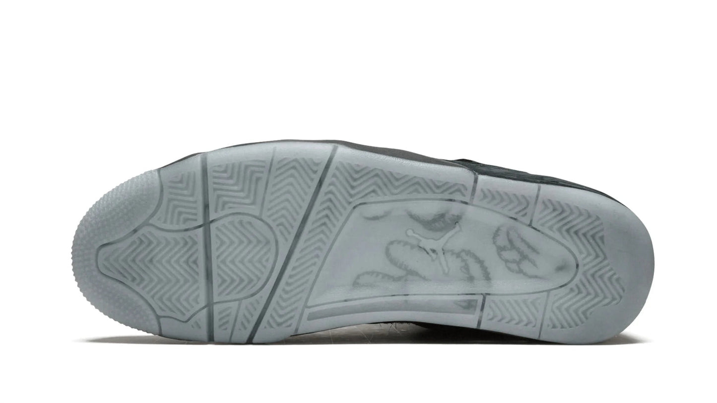 "Kaws - Black"